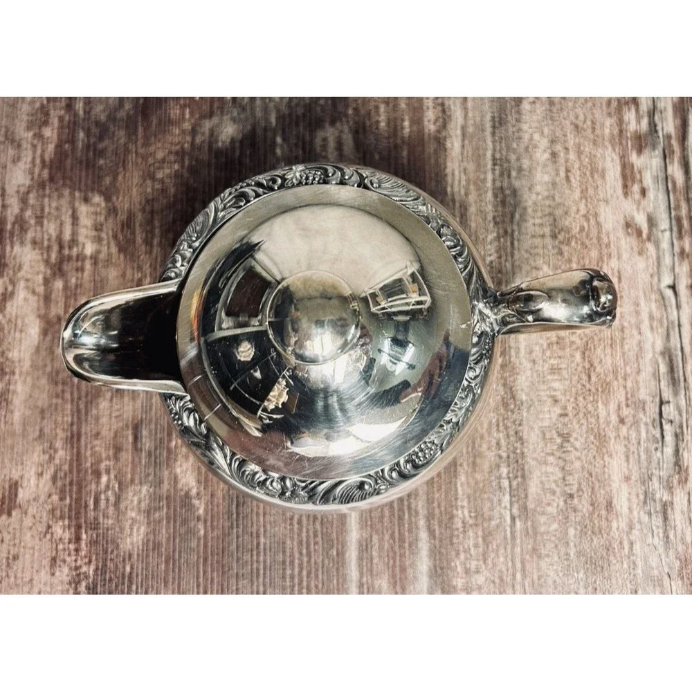 VTG Wilcox New Beverly Manor Silver Plate Creamer & Lid #1304 Polished Intricate